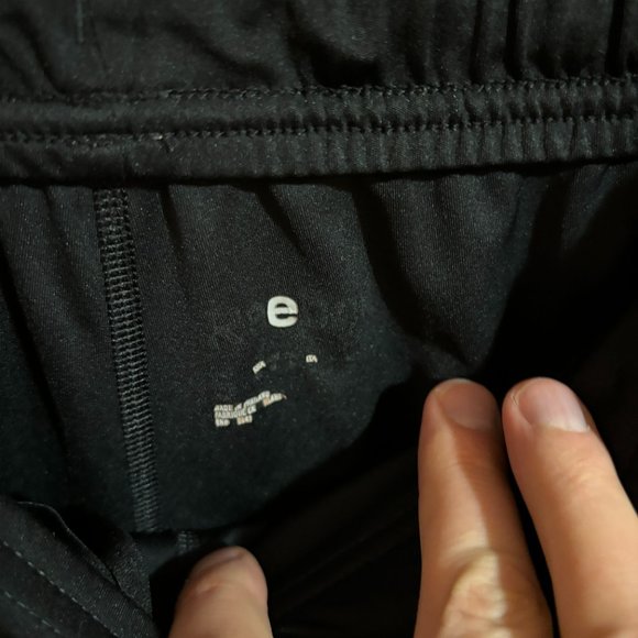 Reebok basketball shorts with Drawstring size small - Picture 11 of 13